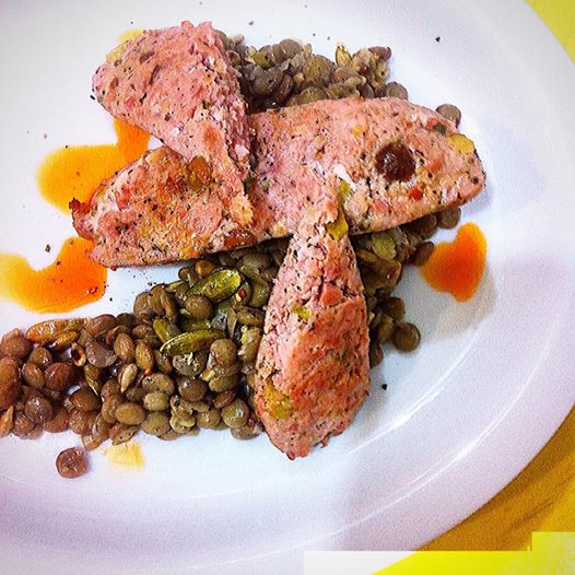 Chorizo de jabalí con lentejas