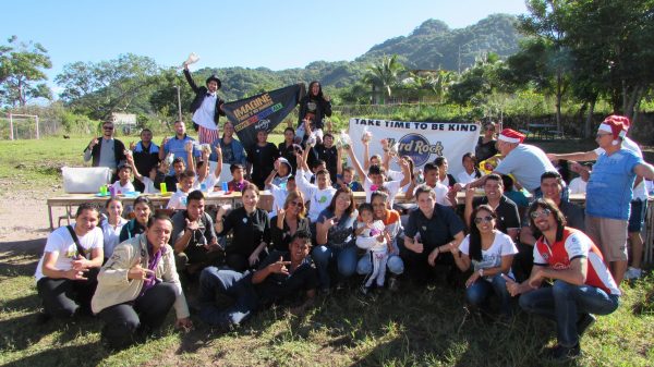 HRH VALLARTA VISITA ESCUELA2