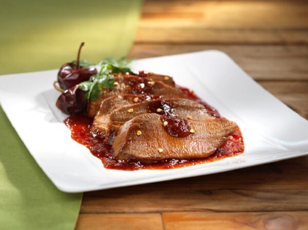 Receta Lengua de res americana en salsa cascabel