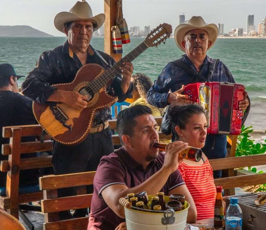 El Muchacho Alegre Mazatlán